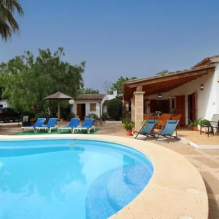 Vakantiehuis Schoene Mit Beheiztem Pool